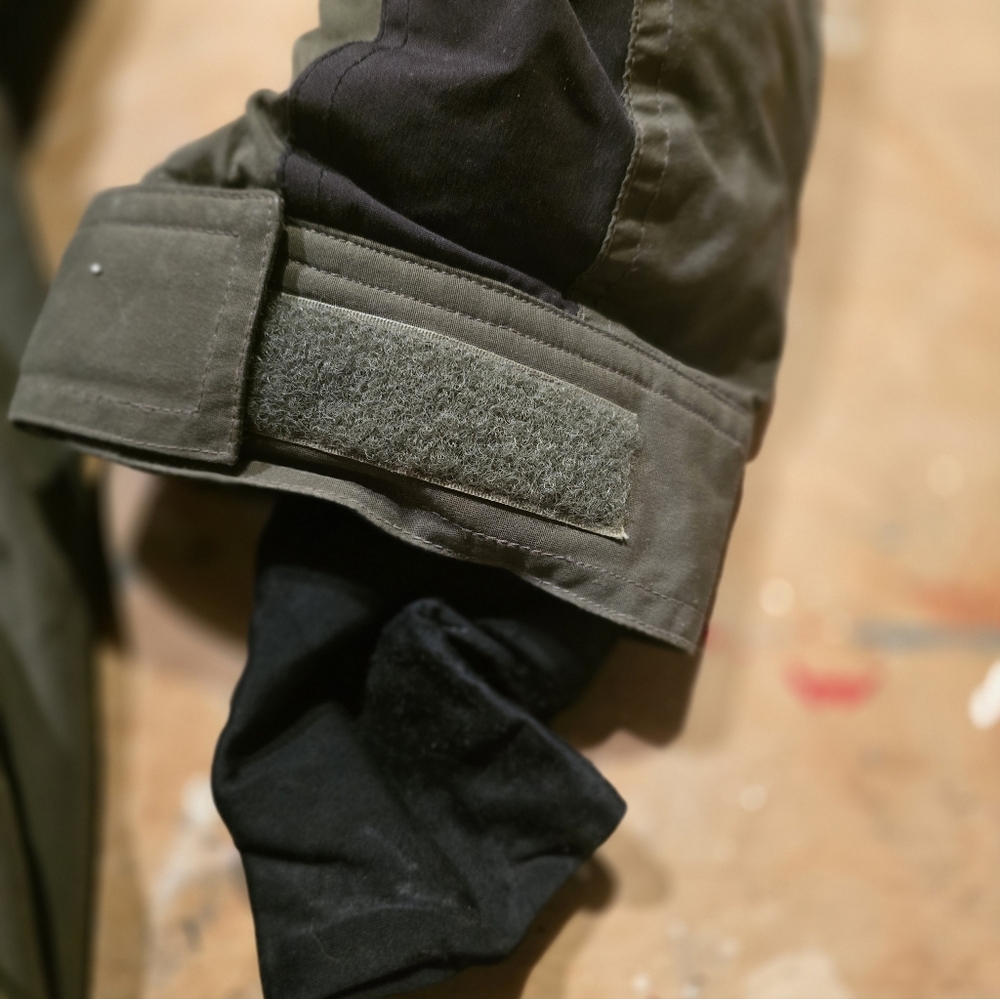 Snowboard Jacket - Picture 7 of 14